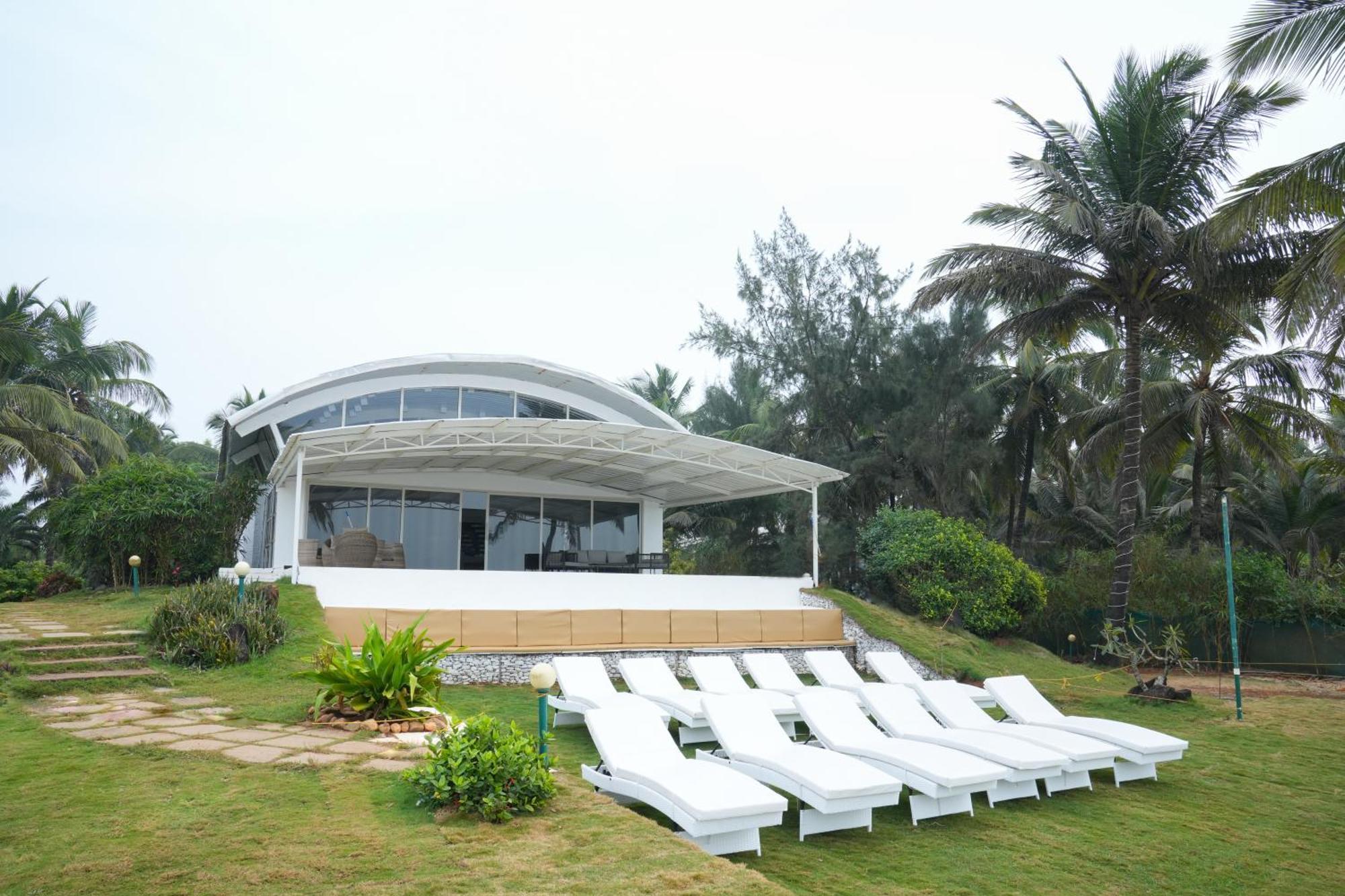 Regenta Beach House Resort, Goa Benaulim Eksteriør bilde